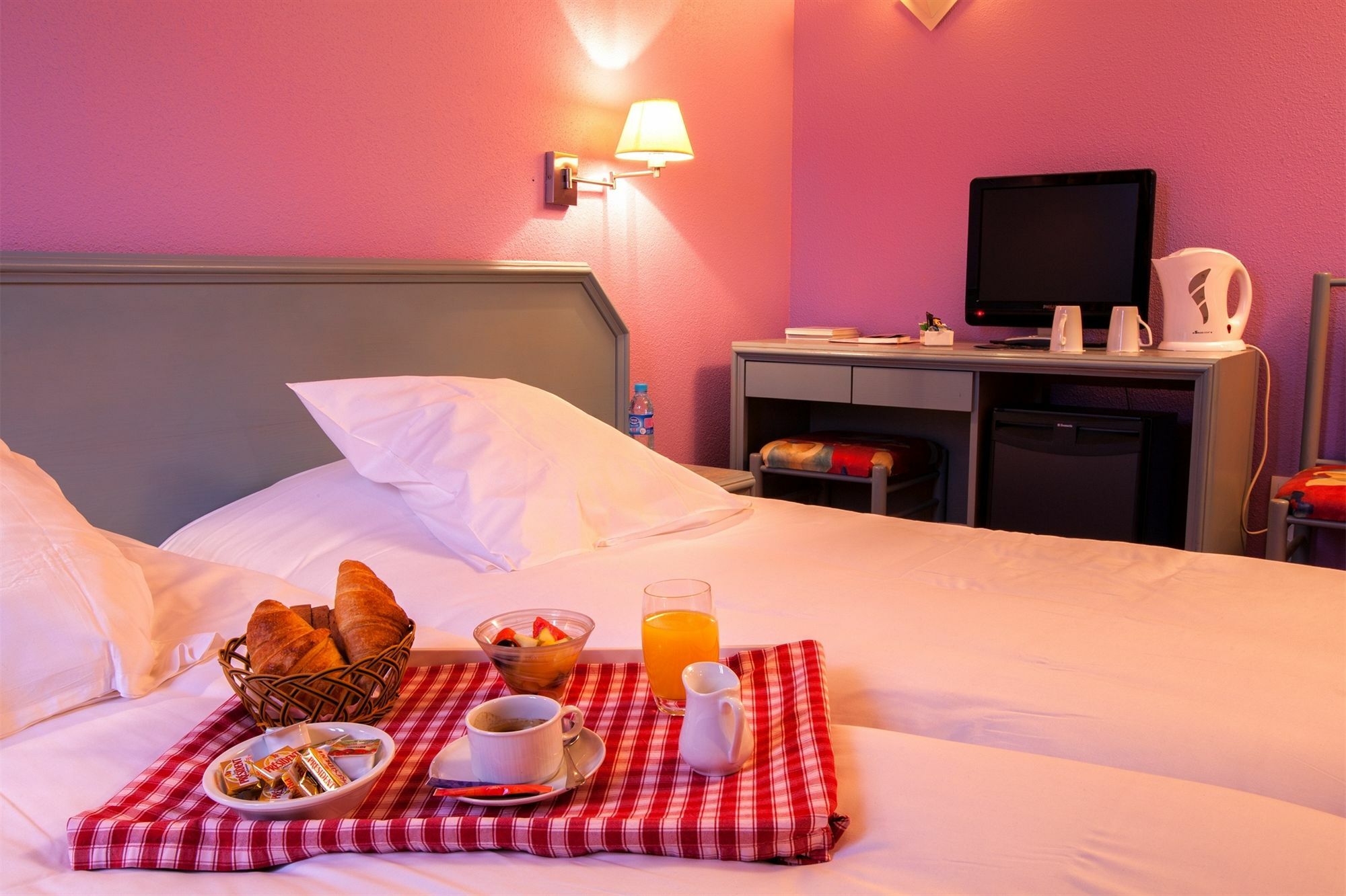 The Originals City Hotel De L Ange גואבוילר מראה חיצוני תמונה